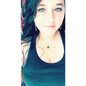 Meet your Posher, Kayli